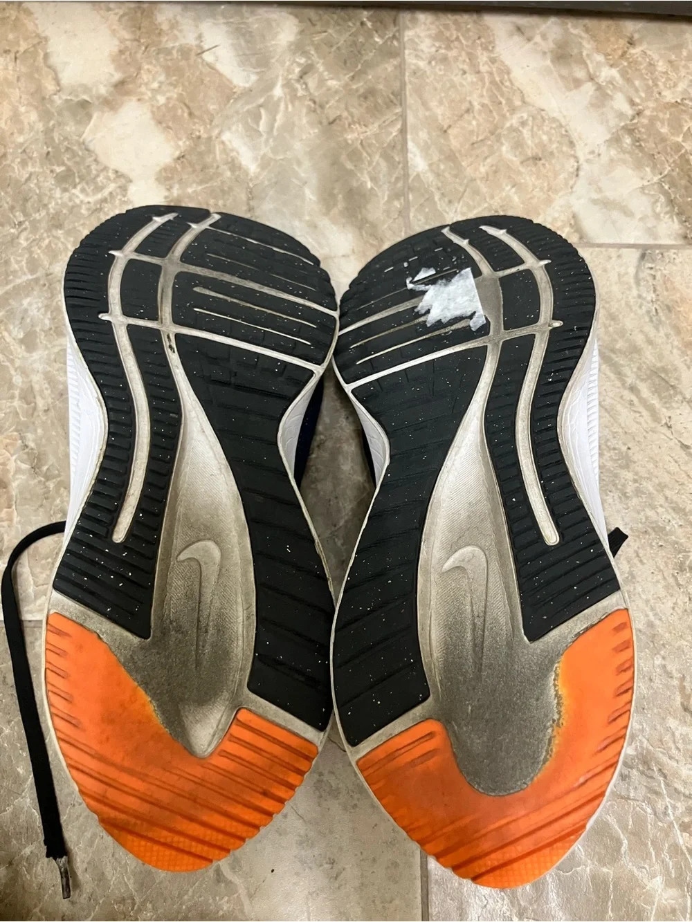 Nike Quest 6